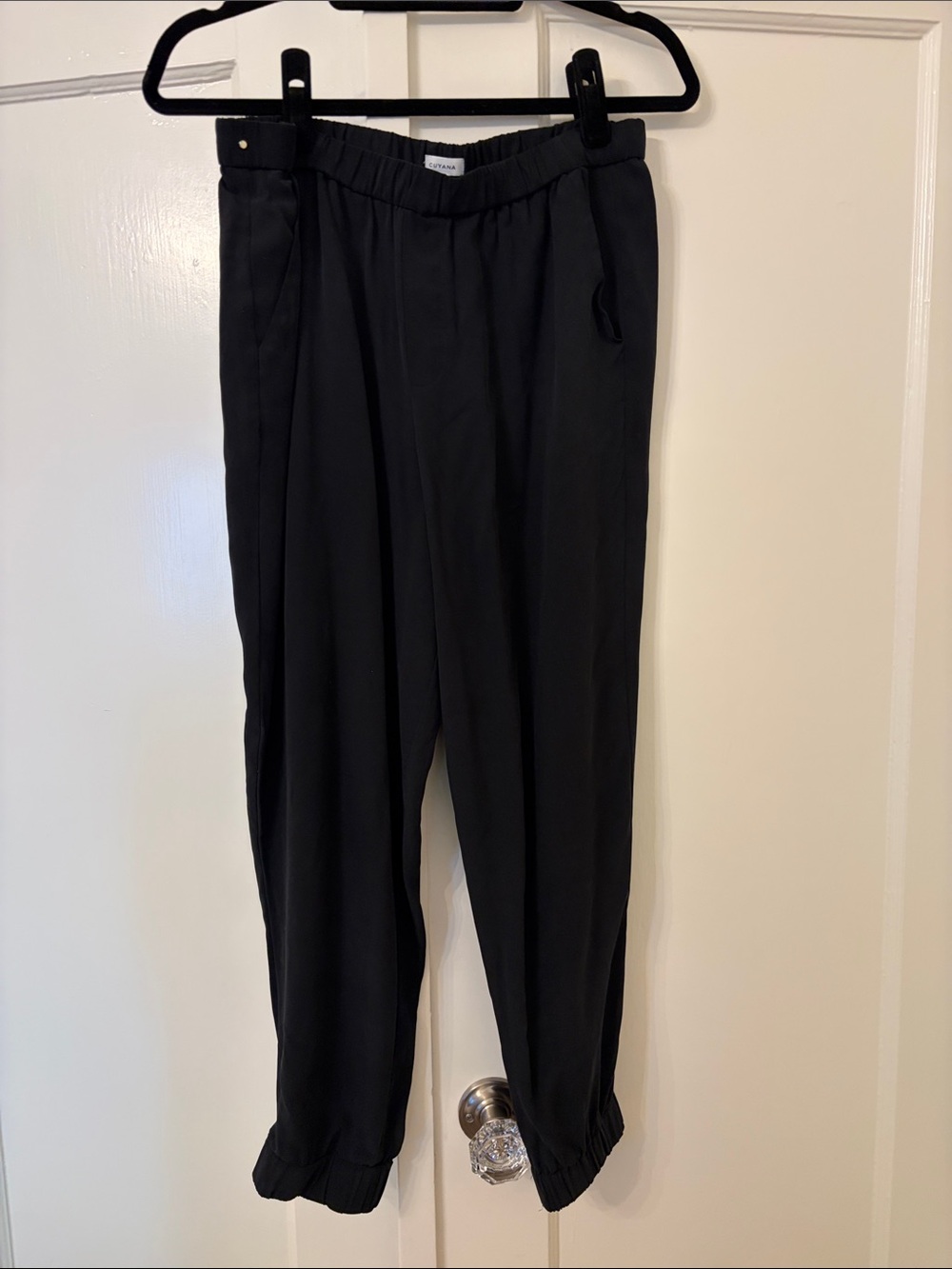 Cuyana Black Tailored Jogger Pants